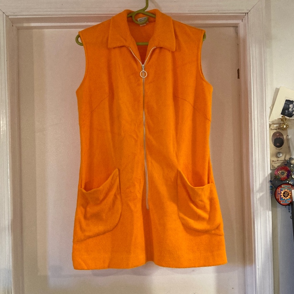 VINTAGE ORANGE CIRCLE ZIP COLLARED DRESS/COVER UP EUC